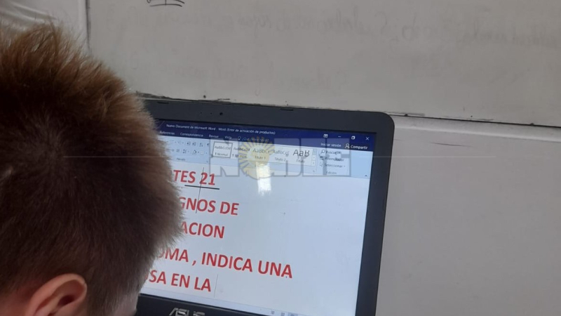 Resistencia: le robaron computadora adaptada a su hijo autista y necesita recuperarla