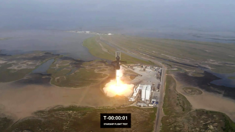 Elon Musk felicita a SpaceX por lanzamiento del cohete Starship que explotó tras su despegue