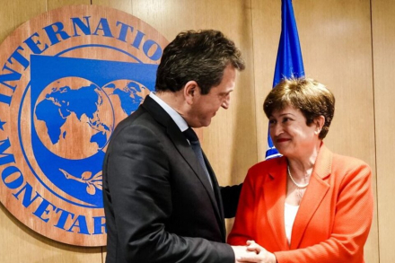 719715-647736-massa-20georgieva_0.jpg