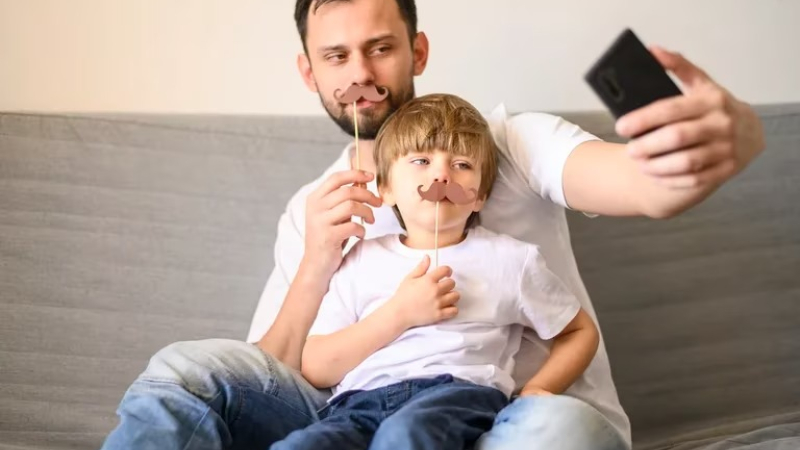 Por qué las fotos de nuestros hijos en redes son un peligro para ellos