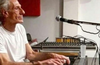 Amigos inician campaña solidaria para reponer el piano robado a Chiche Barrionuevo