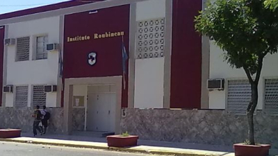 Conmoción en Corrientes por un estudiante que llevó un revólver al colegio