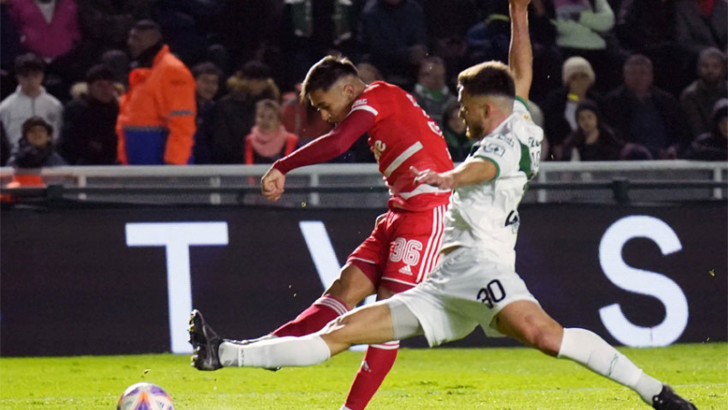 River Plate mostró eficacia en la definición, goleó y mantiene ventaja