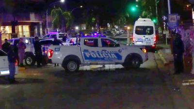 Un vasto operativo de seguridad rodeó a la llegada de los Sena a Tribunales