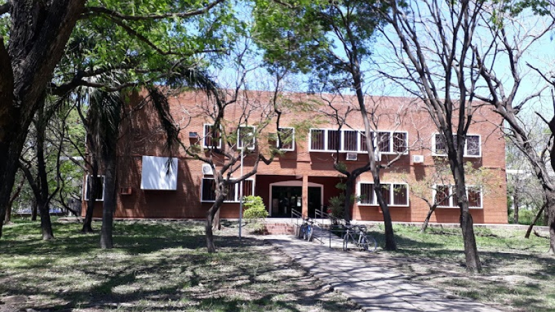 Paro y cartelazo en el polo científico de Resistencia