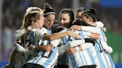 ¡Jugadoras a la cancha!
