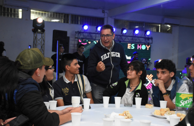 Ganadores del concurso de banderas de la Pre Estudiantina