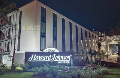 Se eleva la vara de la hotelería en el NEA: abrió sus puertas el Howard Johnson Plaza Resistencia La Ribera