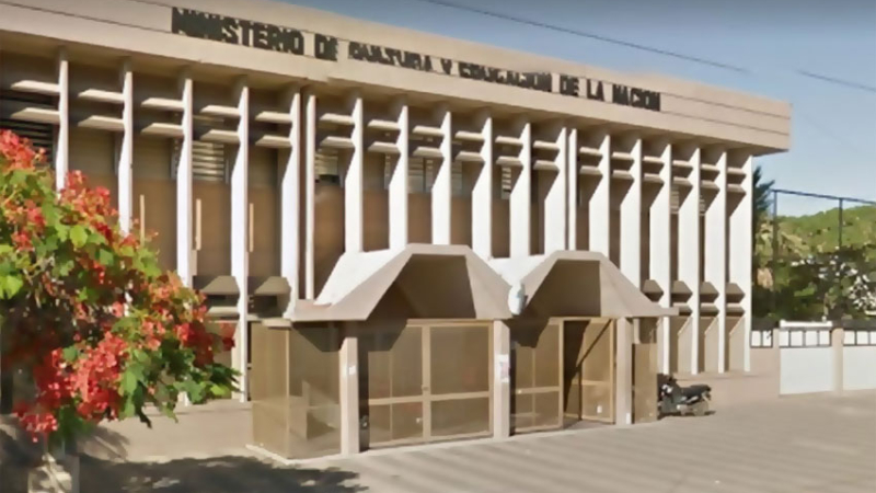 El Colegio Nacional celebra 89 años con la educación de adolescentes