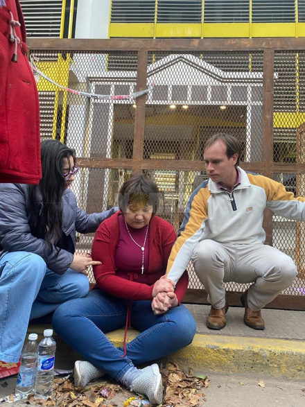 angela y cecilia 1.JPG