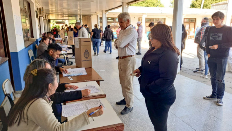 Terminó la campaña y el domingo podrán votar 999.255 chaqueños