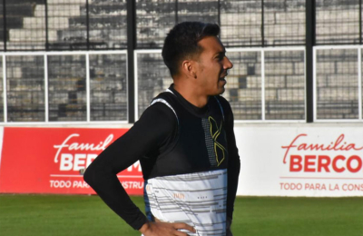 Alan Sombra: "Nos quedan cuatro finales para lograr el objetivo"