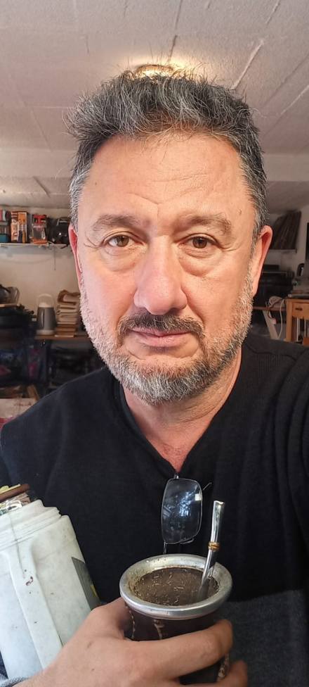 Leva_perfil 2023b.jpg