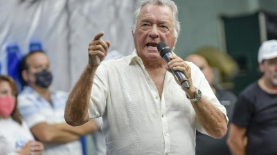 Luis Barrionuevo le retiró el apoyo a Javier Milei tras el acuerdo con Macri y Bullrich