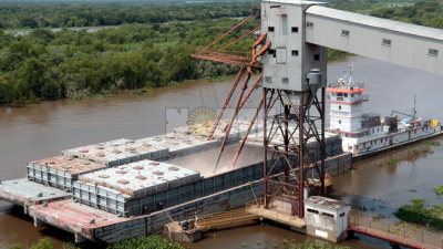 Con 4.500 toneladas de maíz, Colono reanudó la operación fluvial desde Barranqueras  