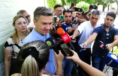 Hubo dudas, pero Zdero garantizó el pago delaguinaldo a estatales