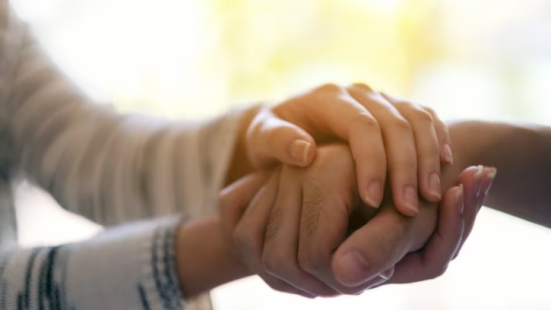 Lucha contra una grave enfermedad y necesita ayuda para regresar desde Buenos Aires