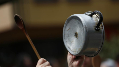Convocan a manifestarse contra el DNU lanzado por el Gobierno Nacional