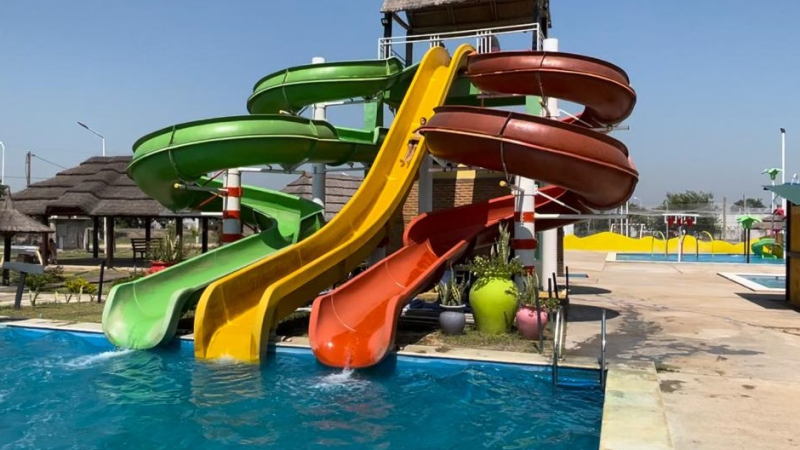 El Aqua Park de La Eduvigis es el lugar preferido para disfrutar en familia