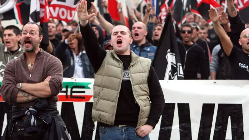 Resuelven que el saludo fascista no es delito en Italia