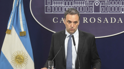 Adorni dijo que si no se aprueba la ley de Bases, el Gobierno ajustará sobre las provincias