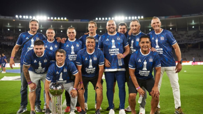 Panero, el exarquero del ascenso de For Ever, homenajeado en Talleres de Córdoba