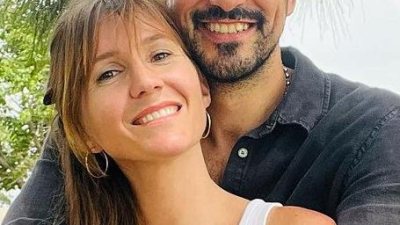 Abel Pintos anunció que volverá a ser papá junto a Mora Calabrese