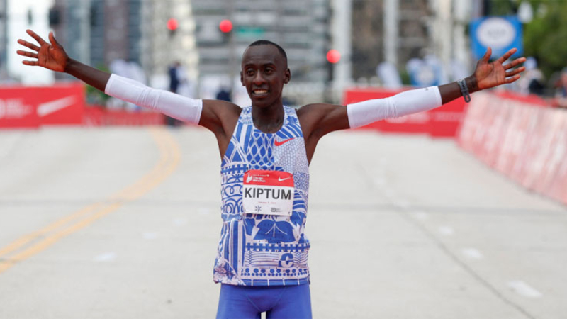 Murió el plusmarquista mundial de maratón, Kelvin Kiptum