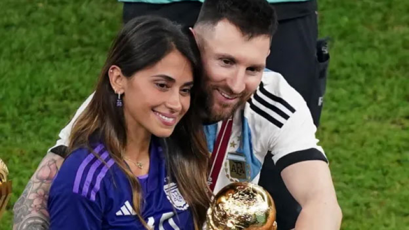 La FIFA sorprendió con un video de Messi y Antonela por el Día de los Enamorados