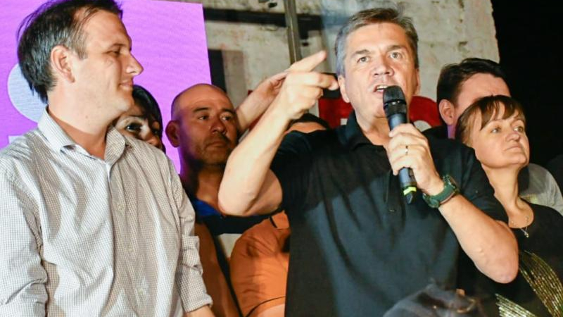 "Tienen un intendente y un gobernador para resolver los problemas de la gente"