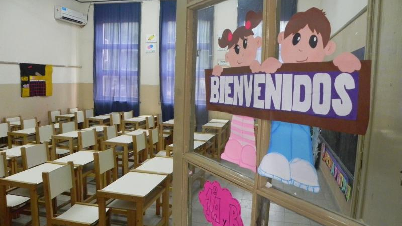 Hoy se presentan directivos y docentes en escuelas