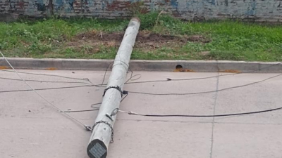 San Martín: sin respuestas y varias denuncias,comenzaron a caer los postes de Telecom