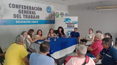 Docentes reunidos en la CGT confirmaron el paro nacional del lunes 4    