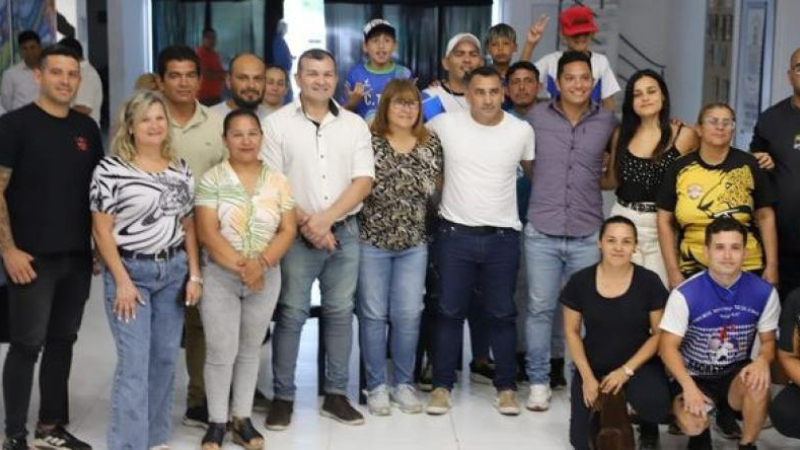 Reunión en Puerto Vilelas para articular actividad deportiva