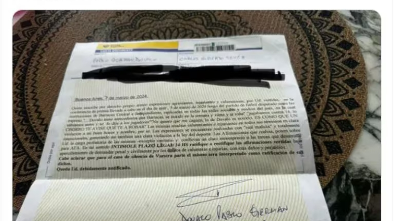 Tévez volvió a cruzar a Dóvalo tras recibir su carta documento: "Decime dónde te mando el sobre"