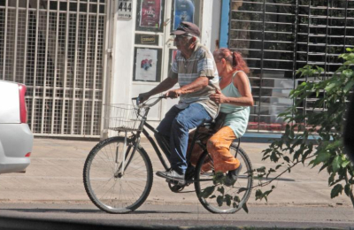 El paro de colectivos perjudica a miles de usuarios en la provincia