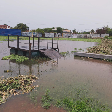 laguna francia ambientalistas.jpg