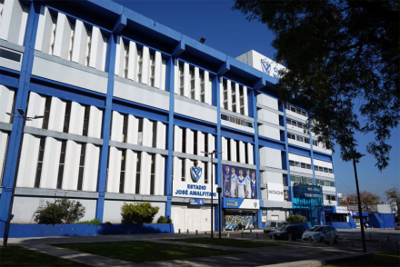 velez.jpg