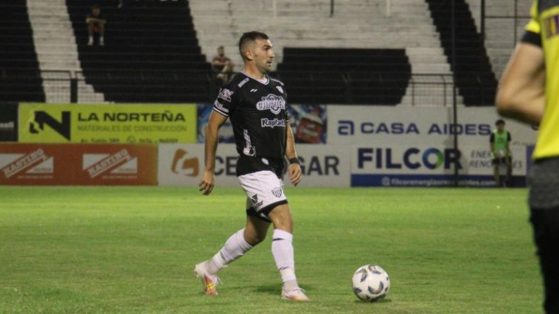 Baja para For Ever: grave lesión de Lucio Pérez
