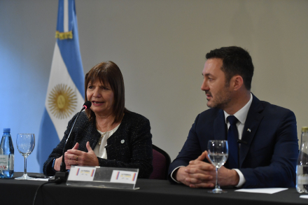bullrich petri.jpg