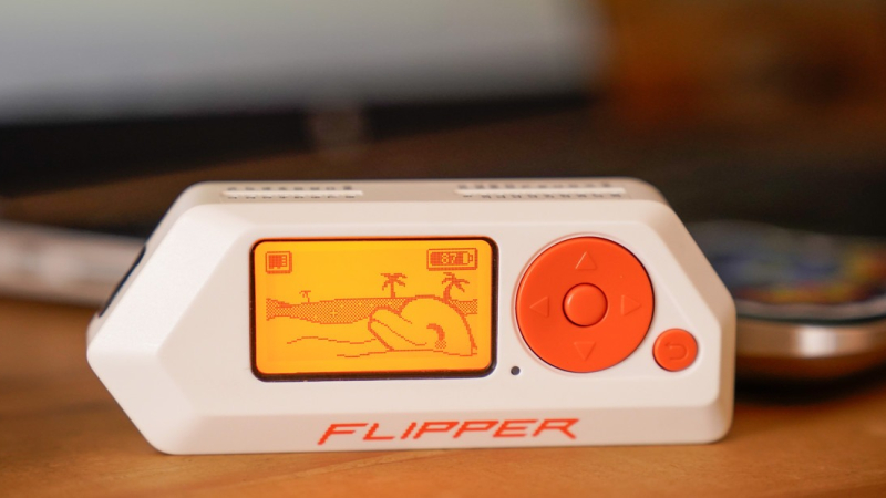 Flipper Zero, la "navaja suiza" de los hackers 
