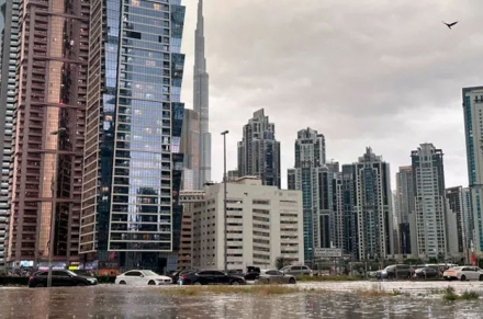 dubai2.jpg