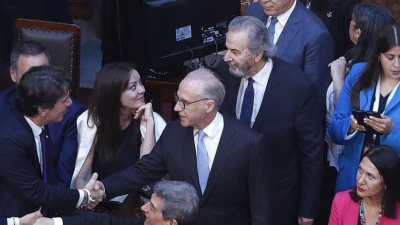 La Corte rechazó dos planteos contra el DNU de Milei y lo mantiene vigente
