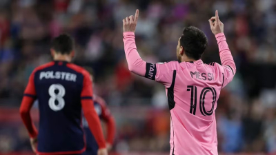 Messi convirtió un doblete en la goleada del Inter Miami ante New England