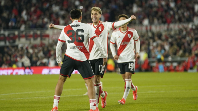 Todo a favor de River: doblete de Colidio y uno más