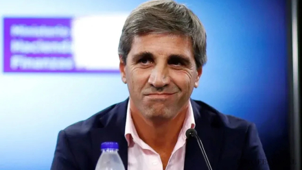 luis caputo.jpg