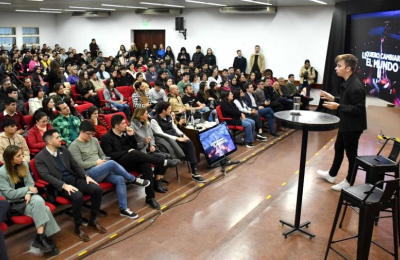De la mano de NBCH, Mateo Salvatto cerró la Expo Trabajo UNNE 2024