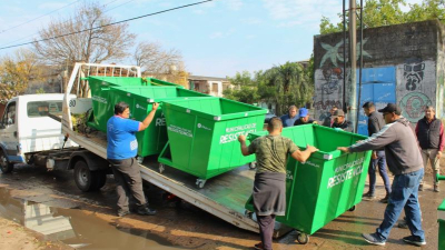 Resistencia comenzó la distribución de los contenedores de basura