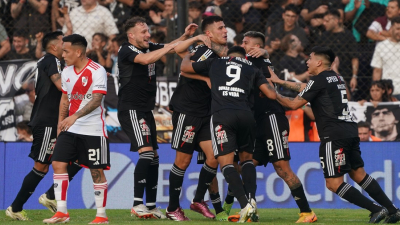 River sufrió una derrota contra Riestra y no se pudo trepar a la cima de la Liga Profesional