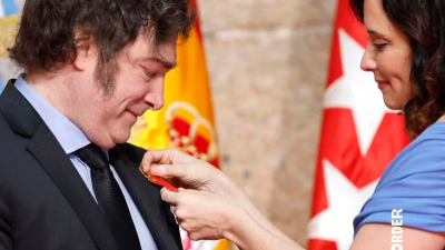"Le gusta el Estado para llevarse puestos los españoles"